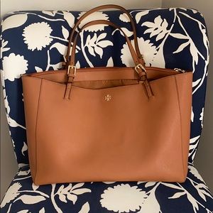 Tory Burch Emerson Tote - Cardamon  (Large)